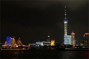 The beauty of Shanghai's gardens, with different caves in the sky!